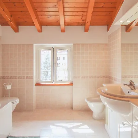 Apartment Sunshine Acquaseria
